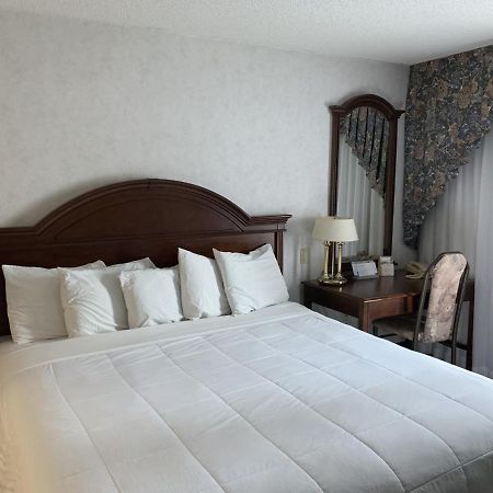 Rodeway Inn Fallsview Niagara Falls Ngoại thất bức ảnh