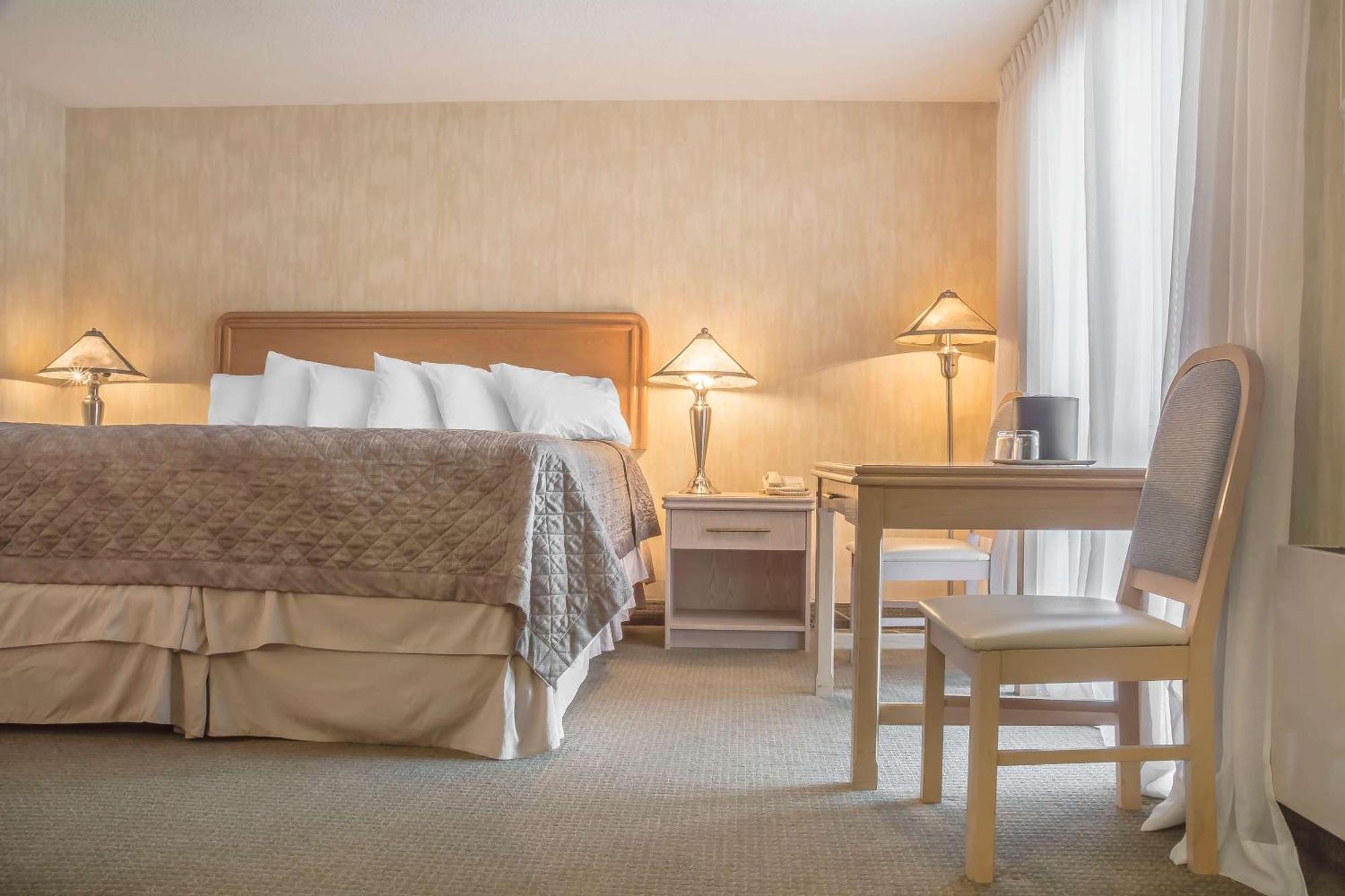 Rodeway Inn Fallsview Niagara Falls Ngoại thất bức ảnh